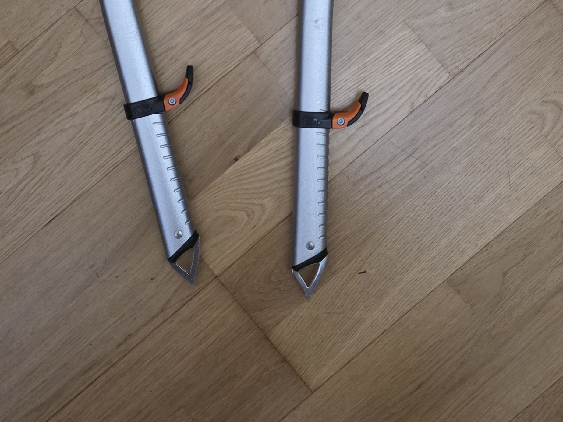 Piolet Petzl Sum tec - Miniature 2