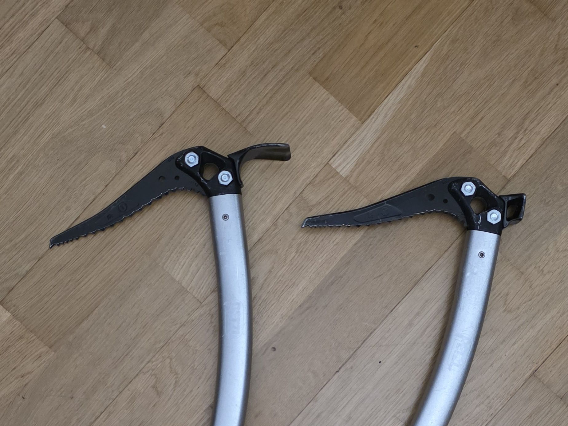 Piolet Petzl Sum tec - Miniature 3